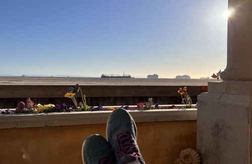 North Long Beach Apartment | Ocean-Front Beach Studio Apartment On the Sand, kitchenette, Great wi-fi