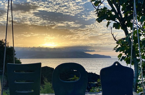 Pico Island House | Ocean View Pico