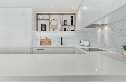 Sunshine Beach Apartment | Oceanbreeze - Steps to the sands of Sunshine Beach