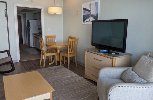 Crescent Beach Condo | Oceanfront condo - Bay Watch 304