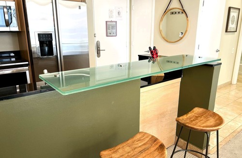 Sunny Isles Beach Condo | OCEANFRONT CONDOMINIUM WITH WITH BREATHTAKING VIEW