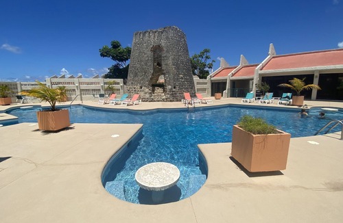 Estate Golden Rock Condo | Oceanfront Sugar Beach Condo