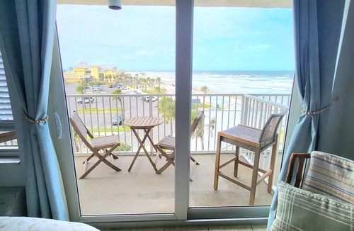 Lenox Park Apartment | Oceanview & direct beach access. -NO CLEANING FEES- Pool is open!