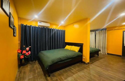 Hang Bo Apartment | Old Quarter Hanoi Autumn House