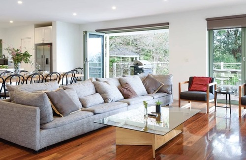 Musk House | Olive Grove