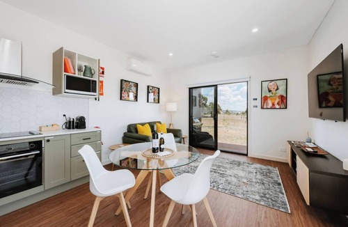 Erudgere Cottage | Olliedean Retreat Dual Cottages with Scenic Views
