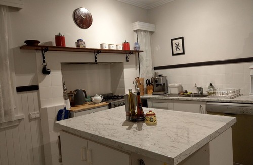 Orbost House | Orbost Victoria. Cosy family home, walking distance to shops and cafes.