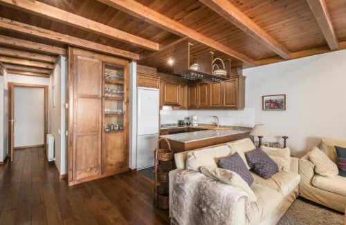 Baqueira Apartment | Orri by Totiaran