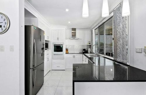 Traviston Apartment | Our Happy Place