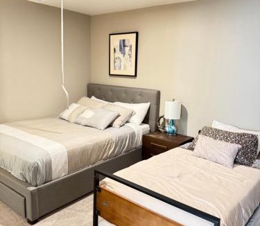 Ocean Park Apartment | Pacific Blue Townhome Walk to Ocean 2 Bed Apt WITH FREE PARKING