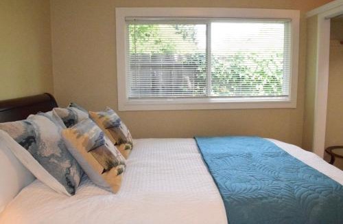 Midtown House | Palo Alto Quiet 1 Bedroom Stanford University