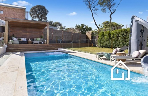Rye House | Paradise By The Bay *1 NIGHT FREE* Gas Heated Pool, Spa & Waterslide