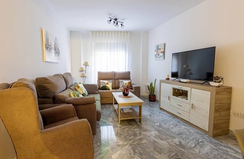 La Trinidad-San Juan y Todos los Santos Apartment | Parking. Entre Patios Centro
