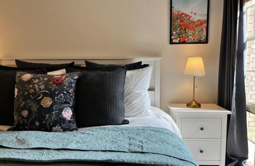 Hazelwood Park Villa | Peaceful cottage Burnside area