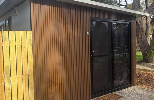 Merricks Cabin | Peninsula Outdoors - Families, Weddings, Sports Groups