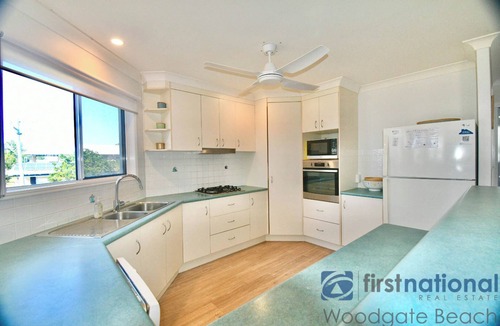 Woodgate House | Perfect Beach Front Family Holiday House