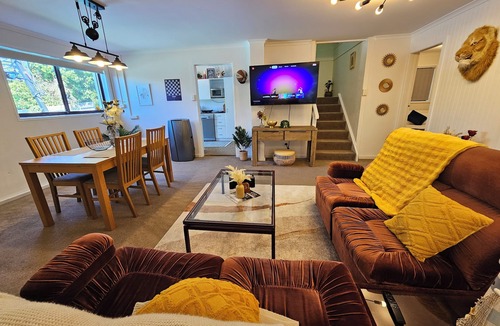 Chapman House | Perfect family home with private pool, entertainment & luxuries