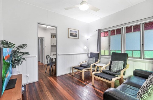 Amity Point House | Perfect for retired folk, Fisherman & Small families