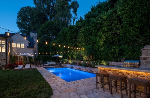 Santa Monica House | Perfected Califorina indoor/outdoor living.