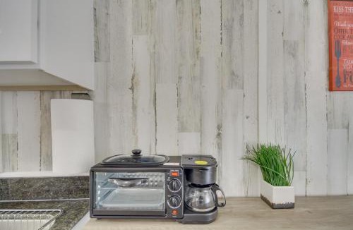 Picayune House | Pet-Friendly Picayune Tiny Home Near Space Center!