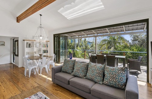 Point Lookout House | Pets Allowed - This large family beach house is close walking distance to...