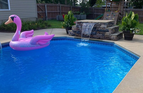 Cottondale House | Pool House of T-town