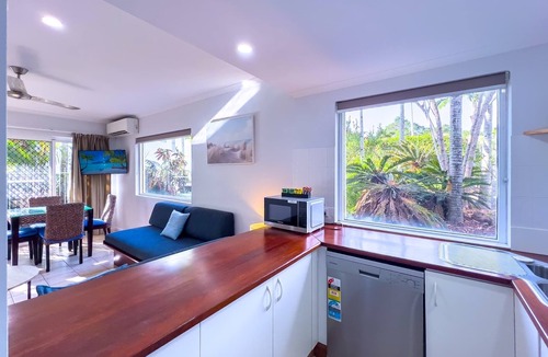 Jubilee Pocket Apartment | Poolside Apartment at Mango House, Whitsundays