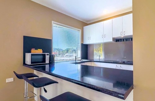 Jubilee Pocket Apartment | Poolside Garden Apt at Mango House, Whitsundays