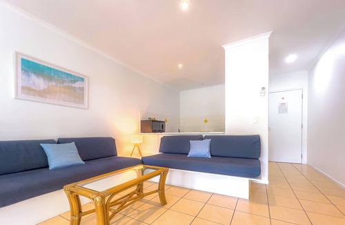 Jubilee Pocket Apartment | Poolside Whitsundays apartment at Mango House