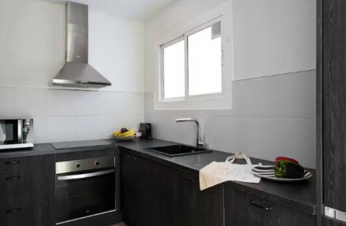 L'Antiga Esquerra de l'Eixample Apartment | Premium 3-Bedroom Retreat in the Heart of Barcelona