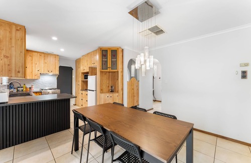 Pooraka House | Private 4BR Garden Haven | Spacious & Serene