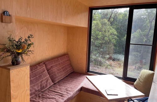 Welshpool Cottage | Private bespoke tiny house on rosemary farm & distillery, close to Wilson's Prom