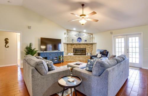 Braden River House | Private Estate on 10 Acres with Pool in Bradenton