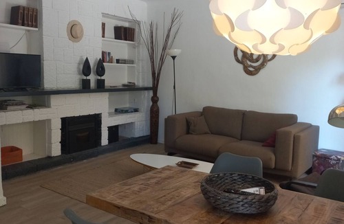 Pedregalejo Apartment | private garden, 3min to beach and 15min to historic center