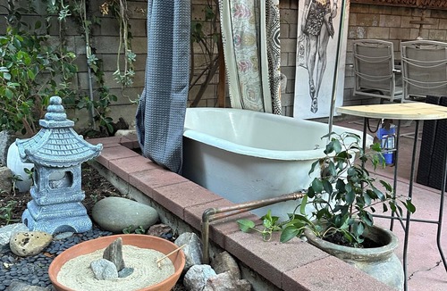 Eagle Rock Apartment | Private Garden Suite