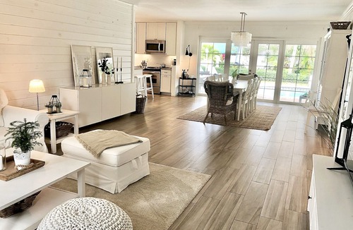 Hollywood Lakes House | Private pool house 1 mile from Beach