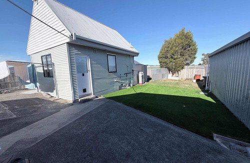 Claremont Apartment | Private Studio | Convenient Stay Near Hobart