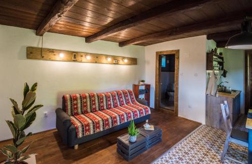 Perocseny House | Puckó