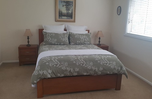Forest Hill Bed & Breakfast | Quality B & B close to Blackburn Lake in Melbourne's Eastern Suburbs