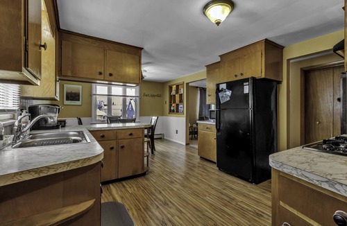 Depew Apartment | Quiet suburban home 10 minutes from airport/25 min from Niagara Falls