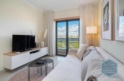 Vale de Carro Apartment | Quinta do Pinheiro Residence AN Dream Lodging