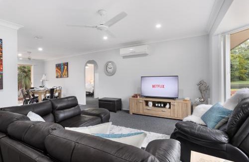 Raceview House | Raceview Retreat