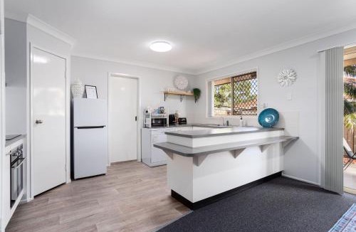 Raceview House | Raceview Retreat