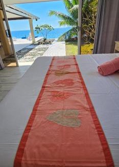 Teahupoo House | Raiatea Sunrise villa