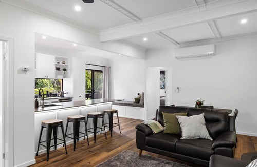 Springbrook Apartment | Rainforest Retreat Fire Pit, Deck & Rainforest Walk