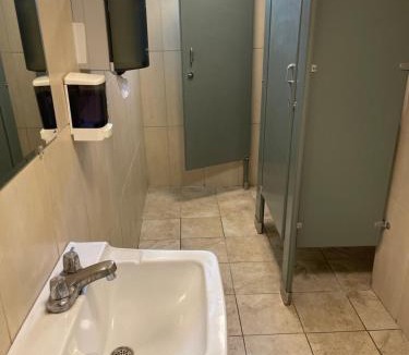 Huntington Park Hostel | Randolph Hotel