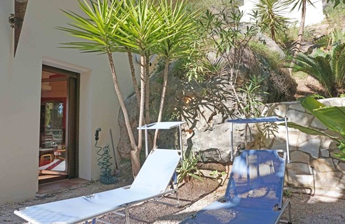Pinares de San Anton Apartment | Recharge your Batteries in Malaga-La Yuca