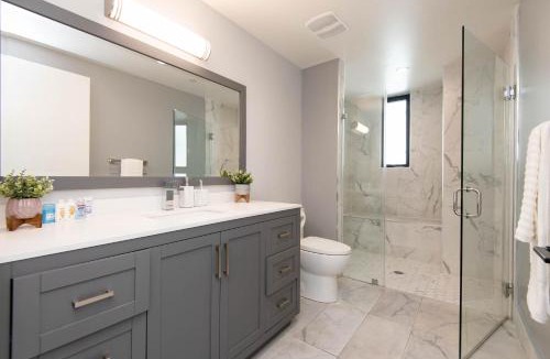 City West Apartment | Regency Modern Apartments