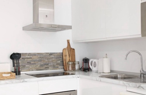 La Trinidad Apartment | Relájate junto a la piscina, espacio moderno