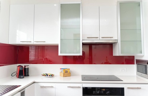 Altona Villa | *Relax by the Beach, Close to Melbourne CBD* Holidays Family Visit Accommodation